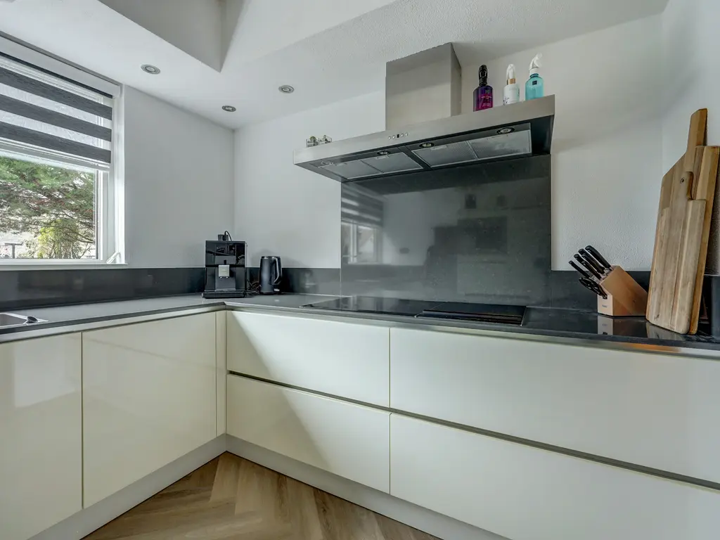 Titus Brandsmapad 17, HOOGVLIET ROTTERDAM