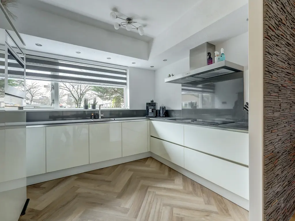 Titus Brandsmapad 17, HOOGVLIET ROTTERDAM