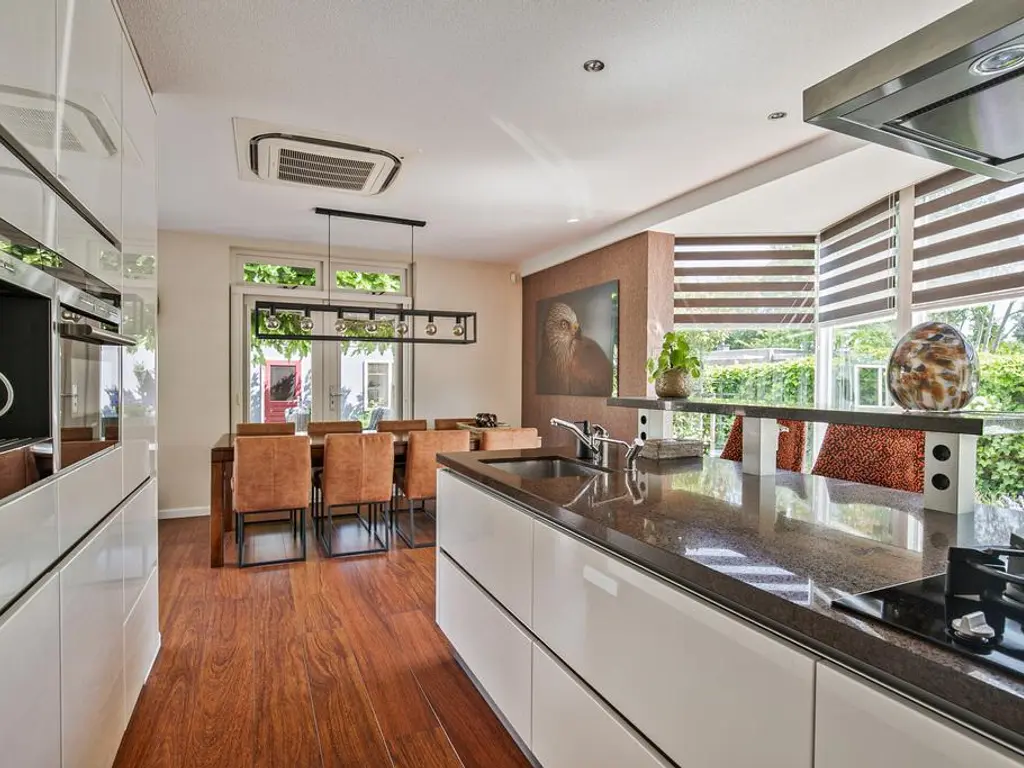 De Olmen 25, SPIJKENISSE