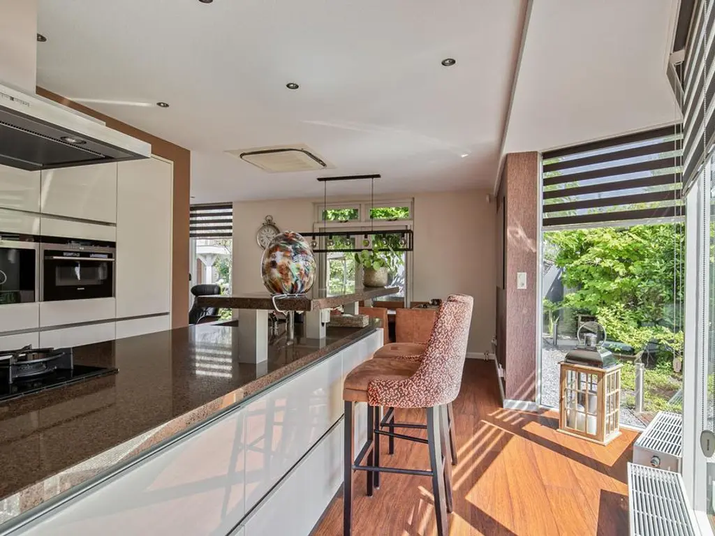 De Olmen 25, SPIJKENISSE