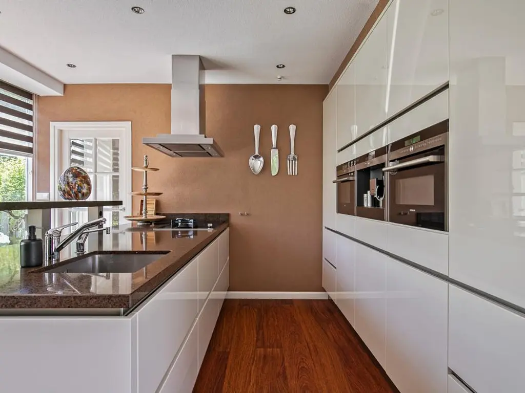 De Olmen 25, SPIJKENISSE