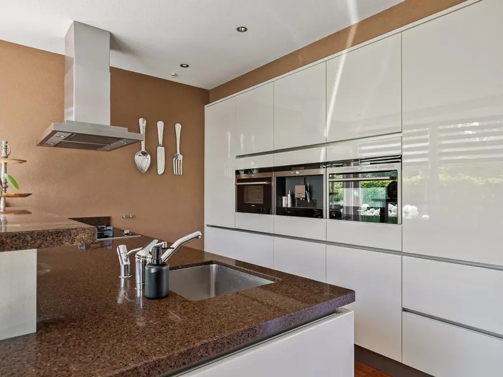 De Olmen 25, SPIJKENISSE