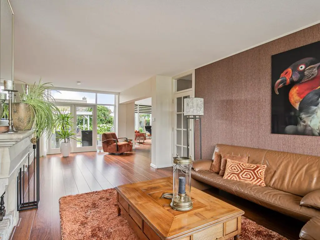 De Olmen 25, SPIJKENISSE