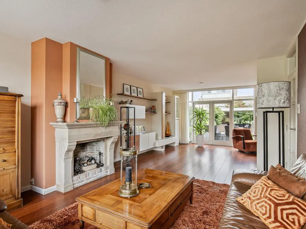 De Olmen 25, SPIJKENISSE