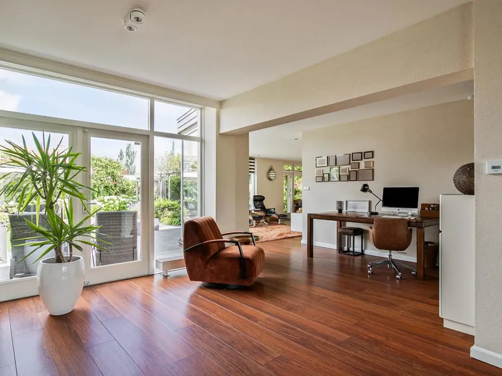 De Olmen 25, SPIJKENISSE