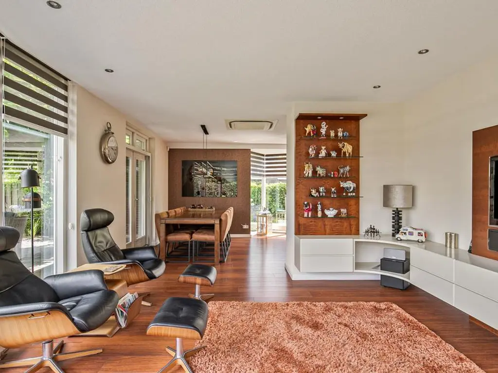 De Olmen 25, SPIJKENISSE