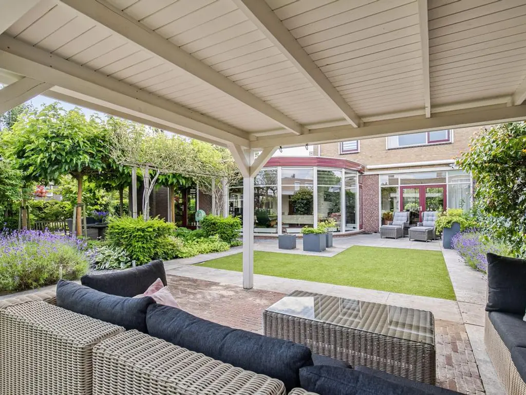 De Olmen 25, SPIJKENISSE