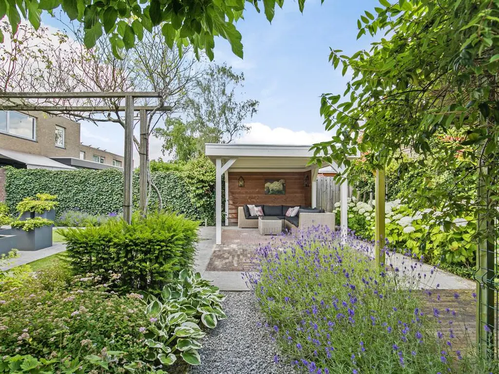 De Olmen 25, SPIJKENISSE