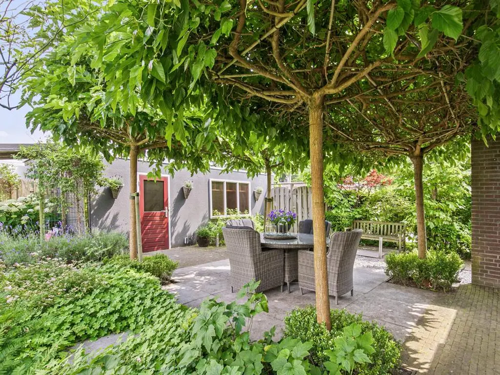 De Olmen 25, SPIJKENISSE