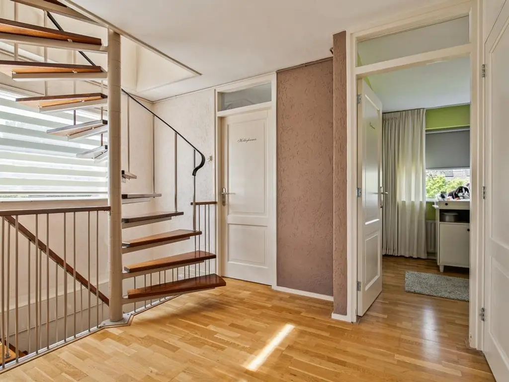 De Olmen 25, SPIJKENISSE