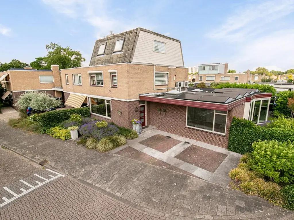 De Olmen 25, SPIJKENISSE