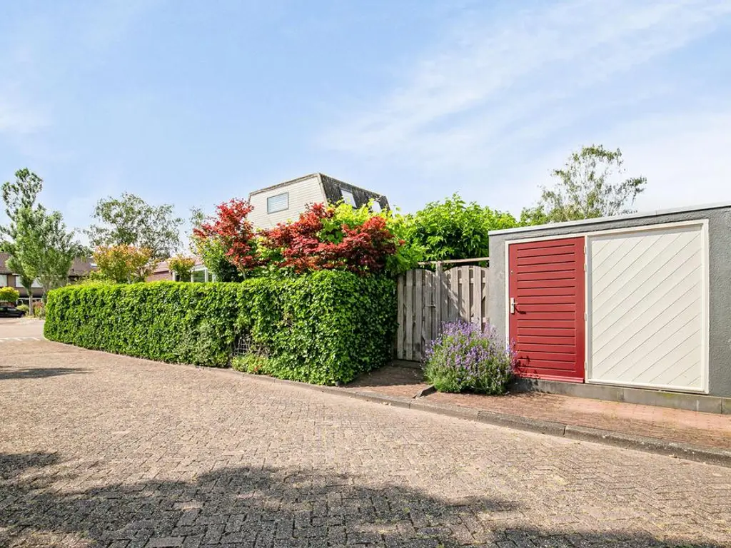 De Olmen 25, SPIJKENISSE