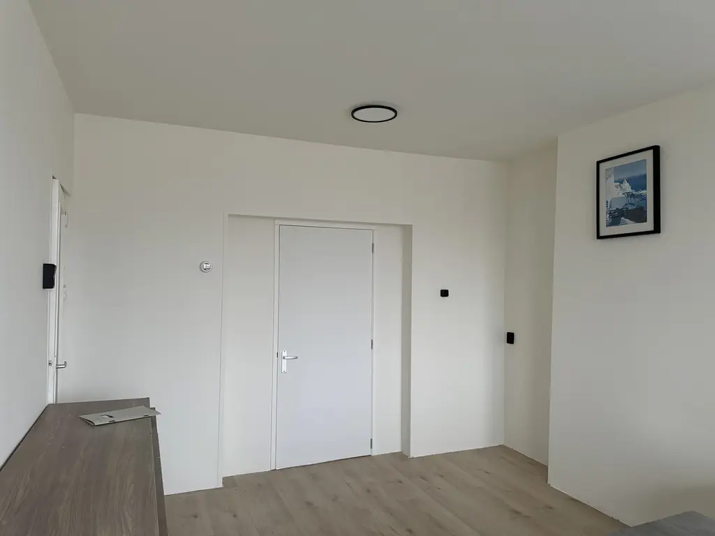 Dorpsweg 92B, ROTTERDAM