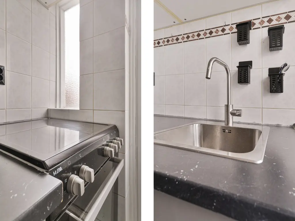 Dorpsweg 92B, ROTTERDAM