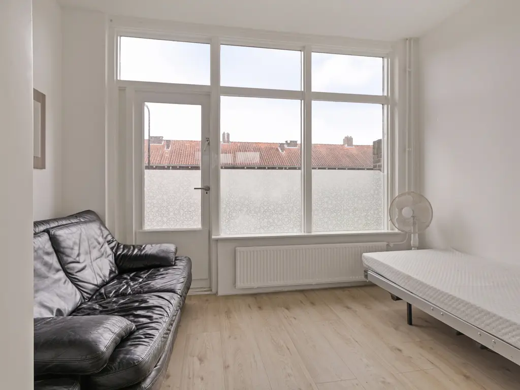 Dorpsweg 92B, ROTTERDAM