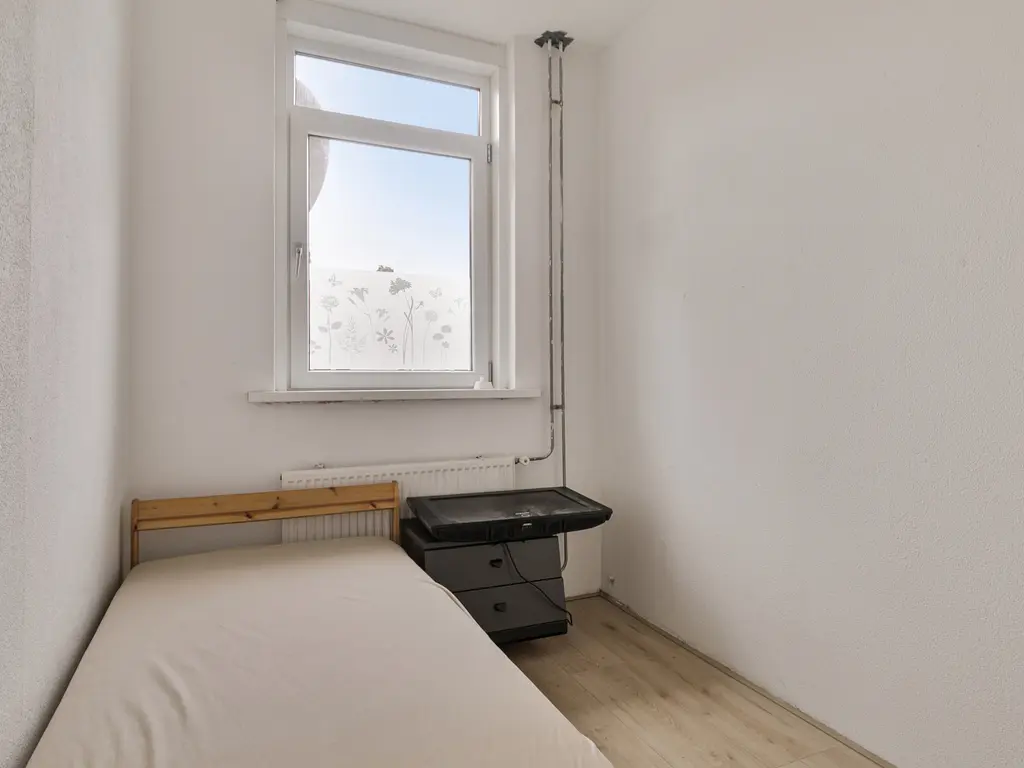 Dorpsweg 92B, ROTTERDAM