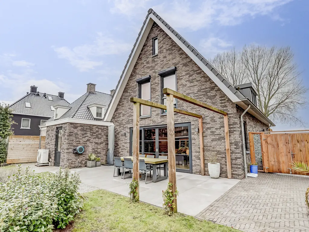 Drogendijk 14A, SPIJKENISSE