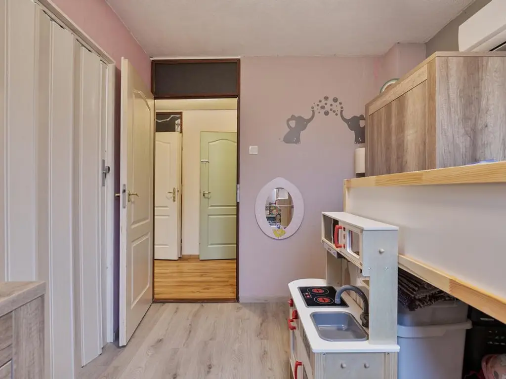 Egelveen 237, SPIJKENISSE