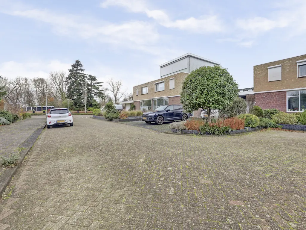 Sleedoornpad 3, SPIJKENISSE