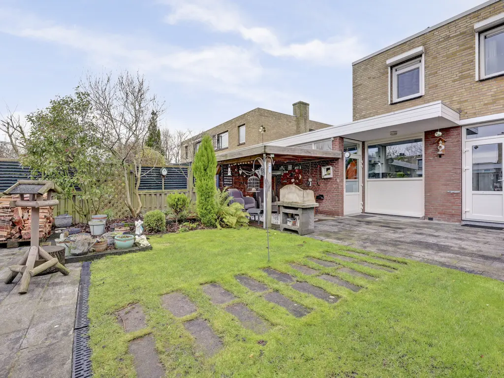 Sleedoornpad 3, SPIJKENISSE