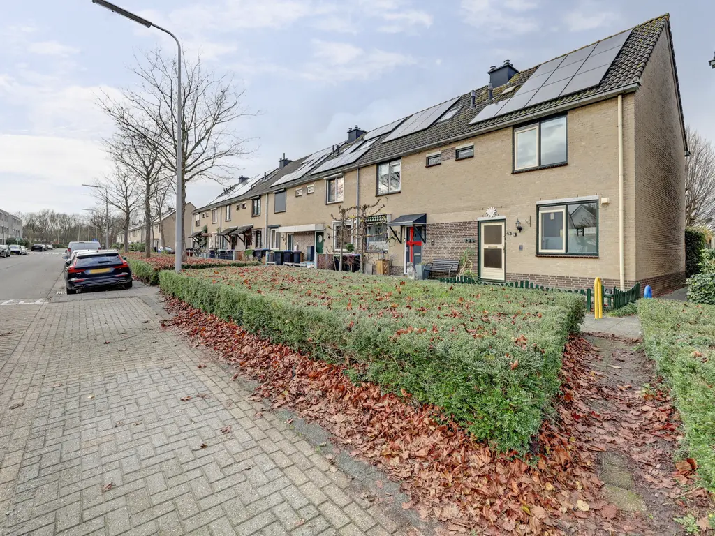 Rijnlaan 43, SPIJKENISSE