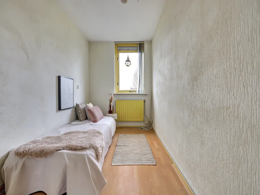 Rijnlaan 43, SPIJKENISSE