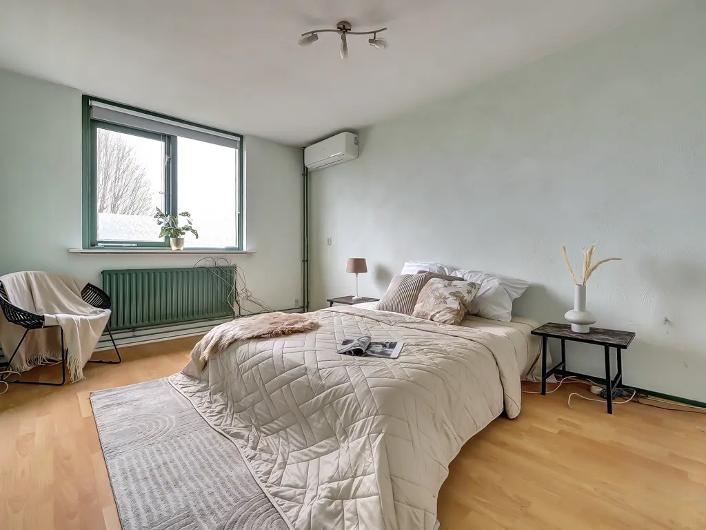 Rijnlaan 43, SPIJKENISSE