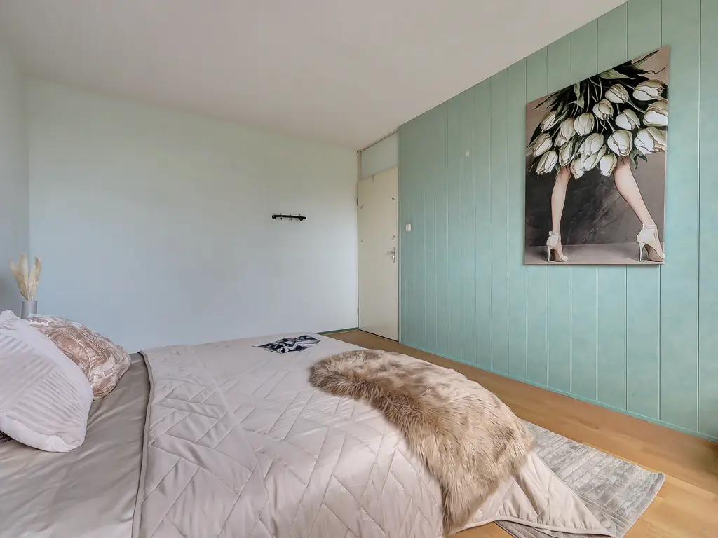 Rijnlaan 43, SPIJKENISSE