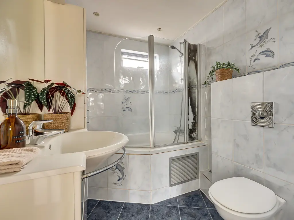 Rijnlaan 43, SPIJKENISSE