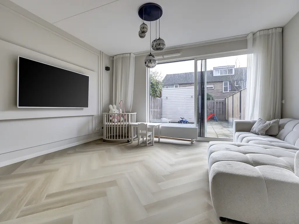 Leliestraat 6a, SPIJKENISSE