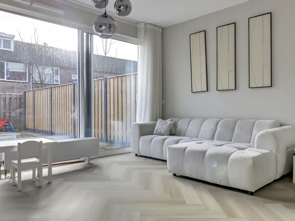 Leliestraat 6a, SPIJKENISSE