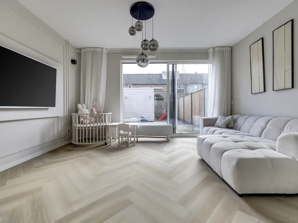 Leliestraat 6a, SPIJKENISSE