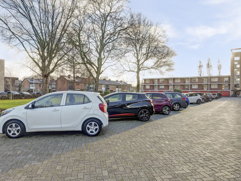 Staringplantsoen 15C, SPIJKENISSE