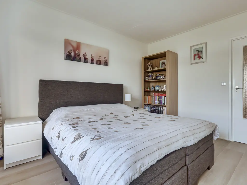 Staringplantsoen 15C, SPIJKENISSE