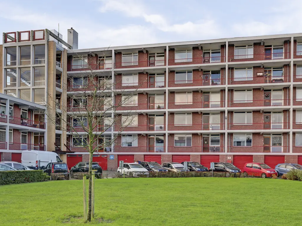 Staringplantsoen 15C, SPIJKENISSE