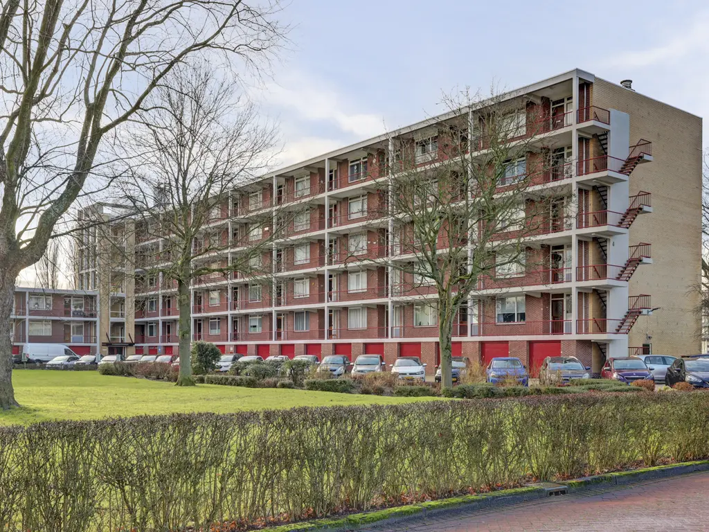 Staringplantsoen 15C, SPIJKENISSE