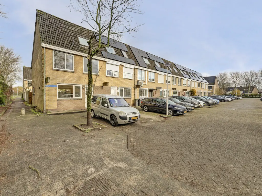 Rigolettostraat 1, SPIJKENISSE