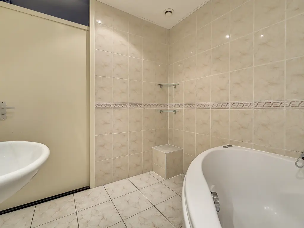 Rigolettostraat 1, SPIJKENISSE