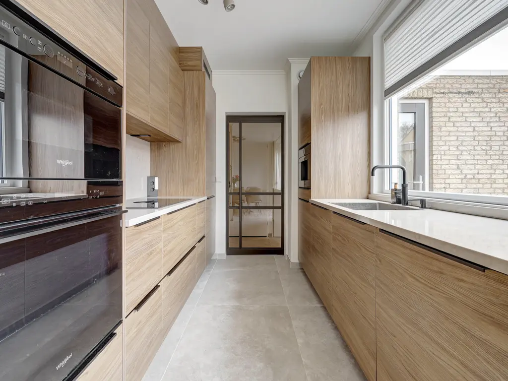 Kikkerveen 349, SPIJKENISSE