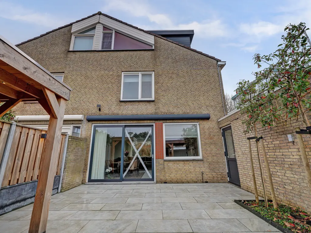 Kikkerveen 349, SPIJKENISSE