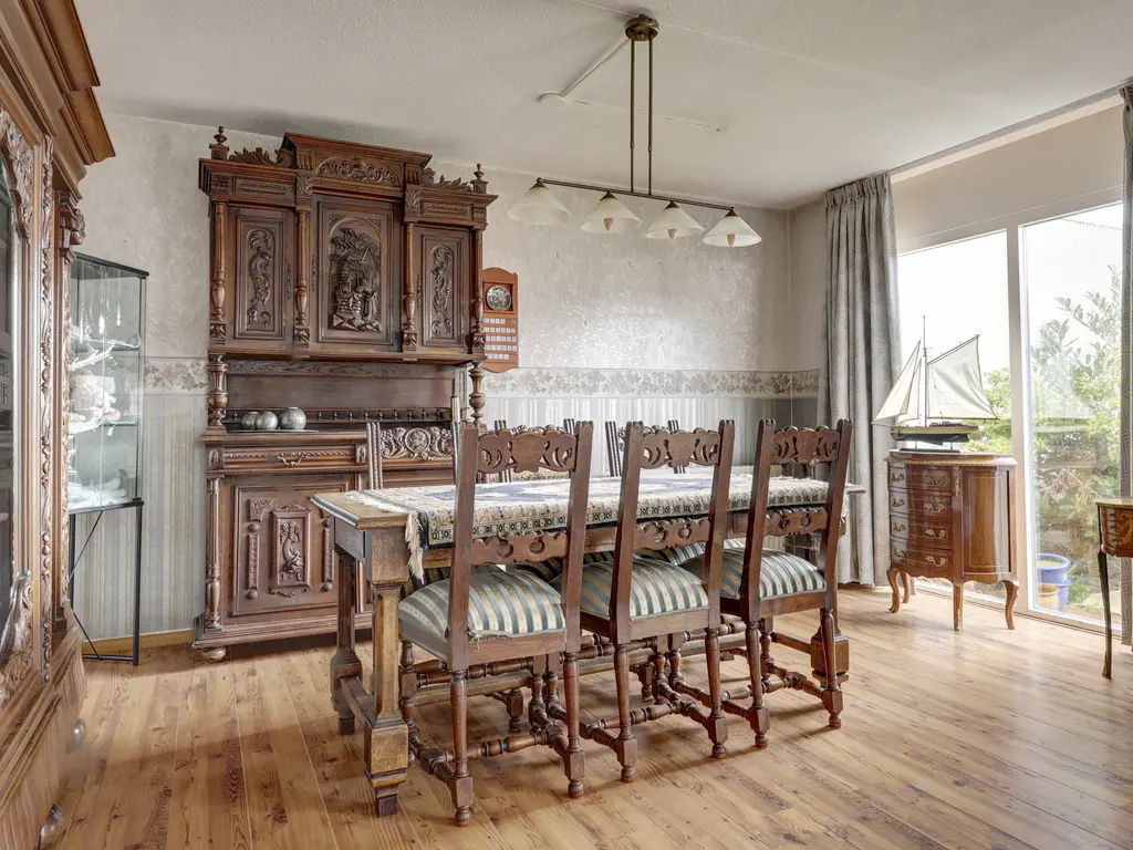 Neckarstraat 10, SPIJKENISSE