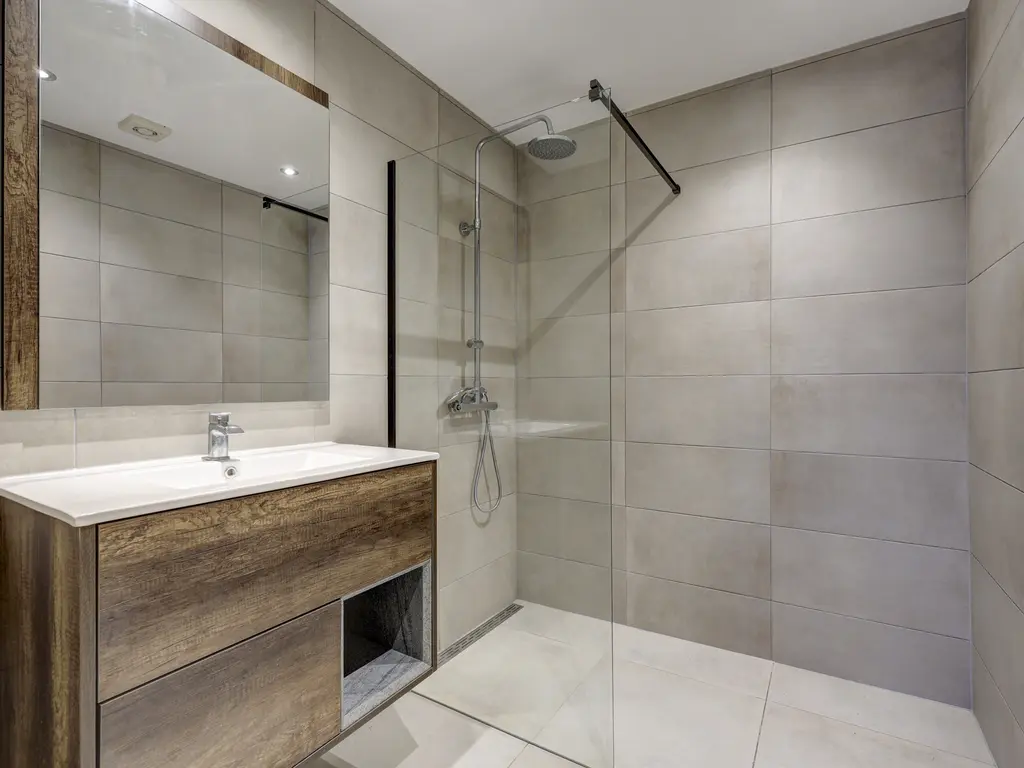 Neckarstraat 10, SPIJKENISSE