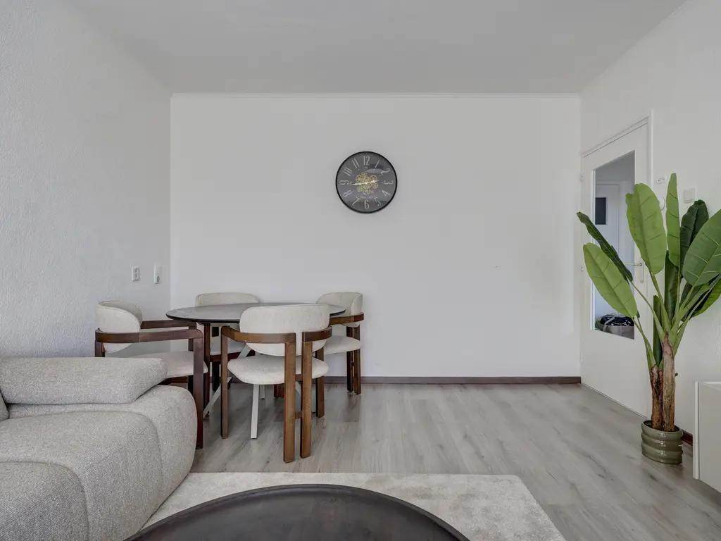 Uranusstraat 11B, SPIJKENISSE