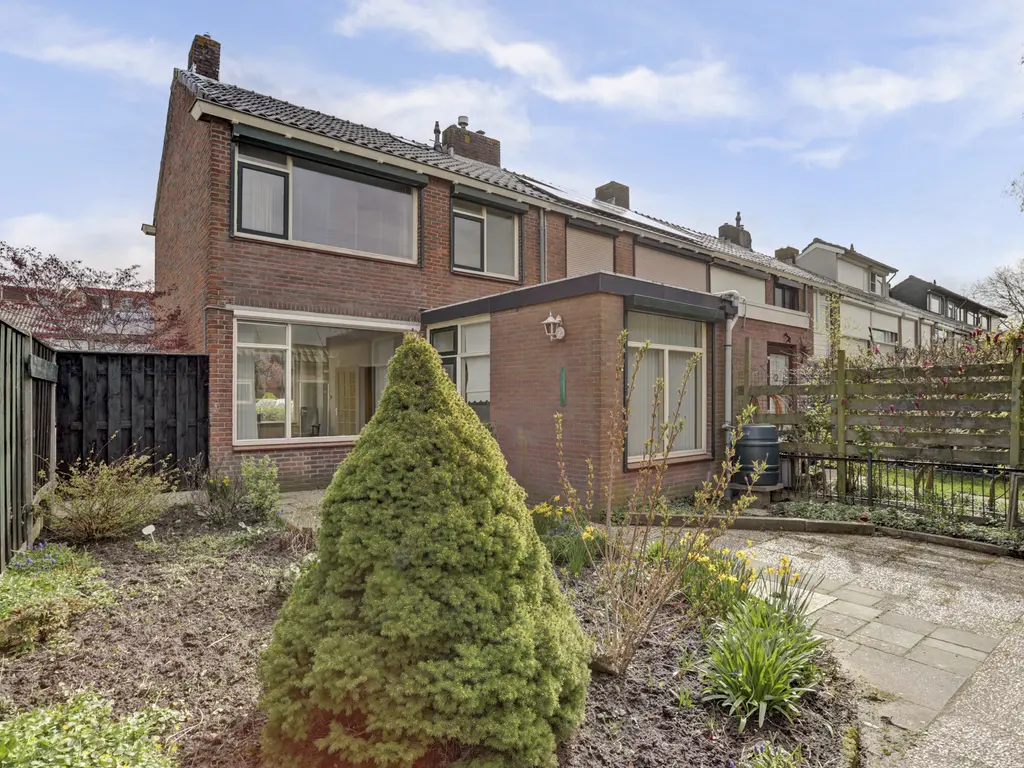 Madeliefstraat 17, SPIJKENISSE