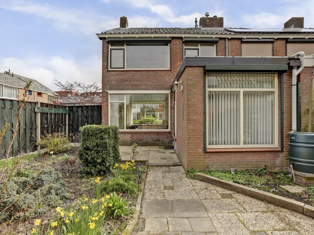 Madeliefstraat 17, SPIJKENISSE