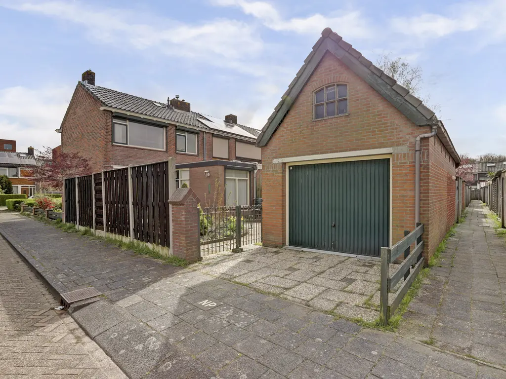 Madeliefstraat 17, SPIJKENISSE
