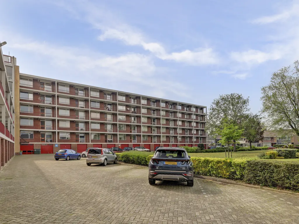 Staringplantsoen 27C, SPIJKENISSE