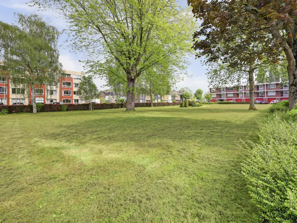Staringplantsoen 27C, SPIJKENISSE