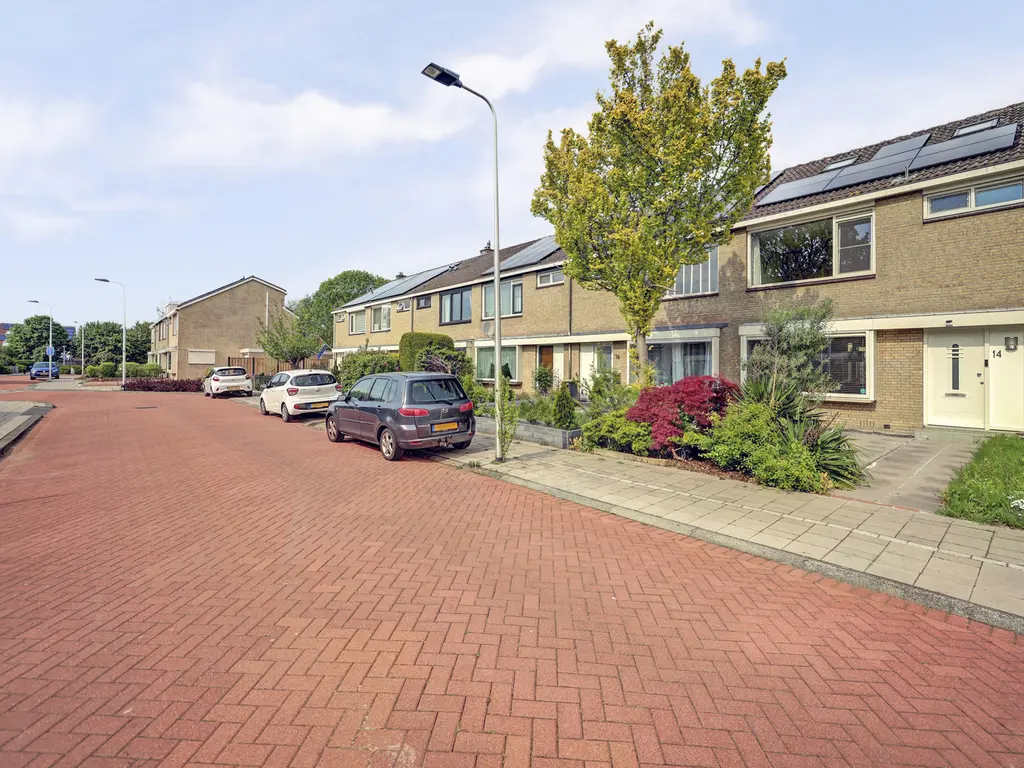 Corona 14, SPIJKENISSE