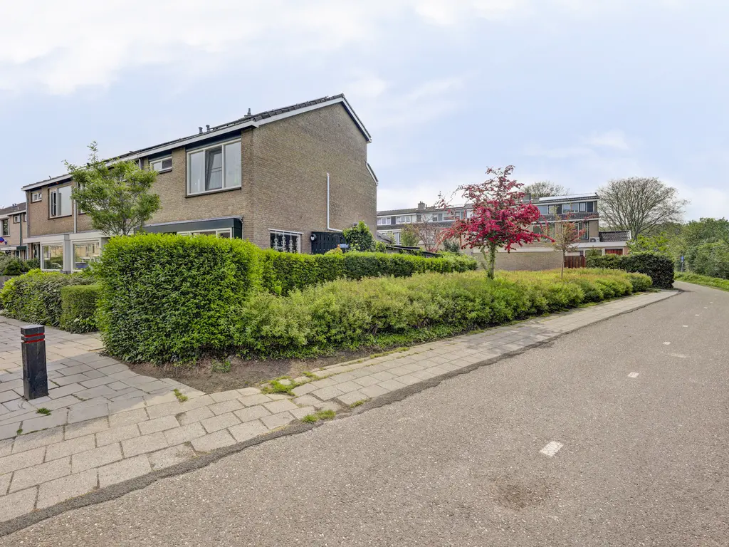 Corona 14, SPIJKENISSE